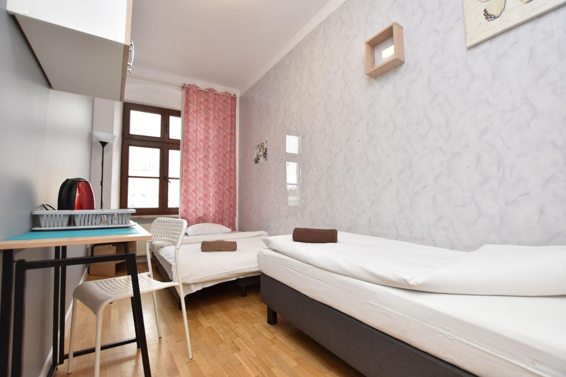 - Prywatne Hostal *