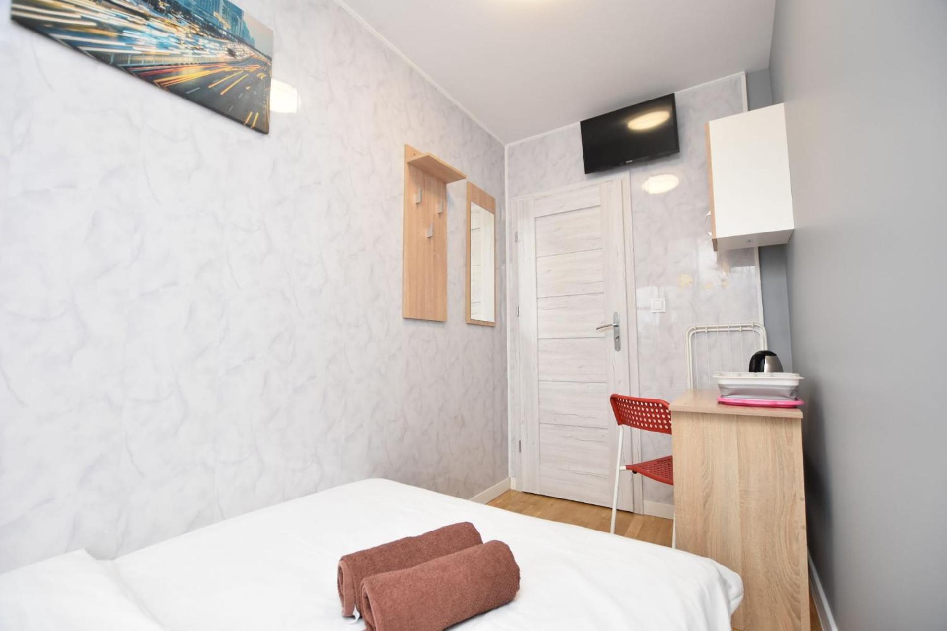 - Prywatne Hostel Breslau