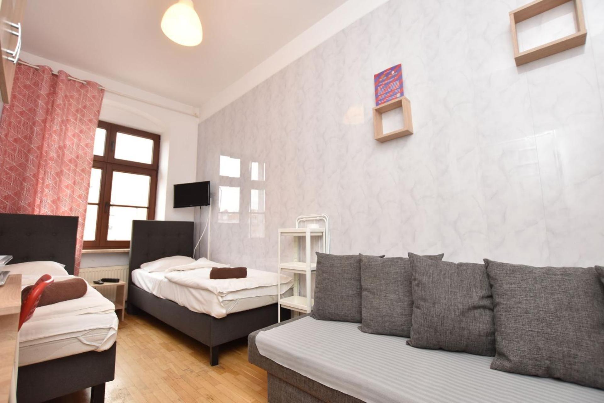 - Prywatne Hostal Breslavia
